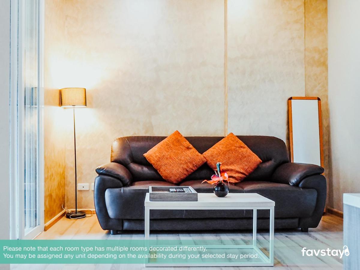 Favstay - The Base Downtown Phuket Exteriör bild