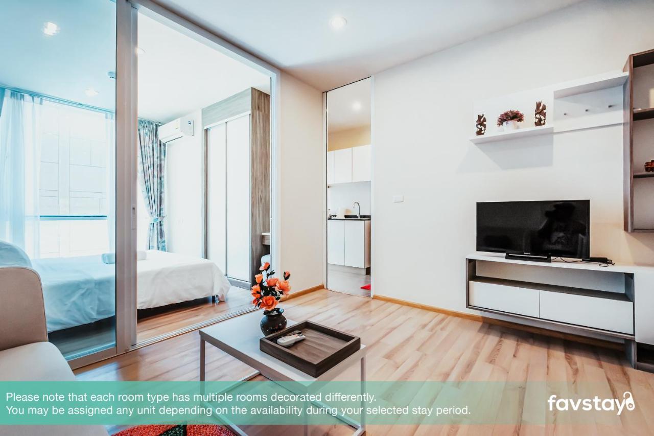 Favstay - The Base Downtown Phuket Exteriör bild