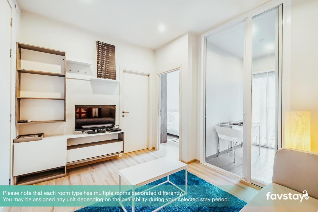 Favstay - The Base Downtown Phuket Exteriör bild