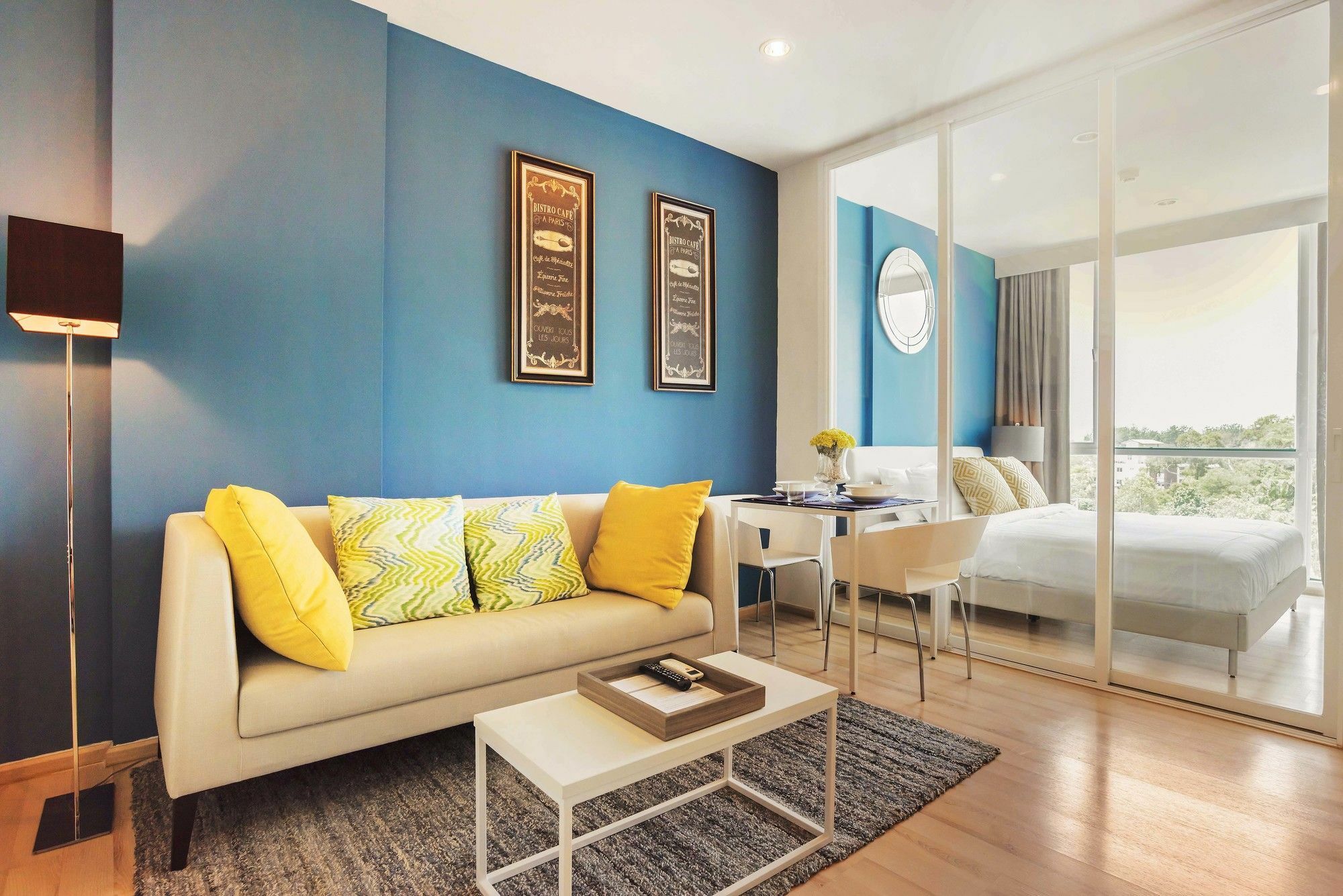 Favstay - The Base Downtown Phuket Exteriör bild